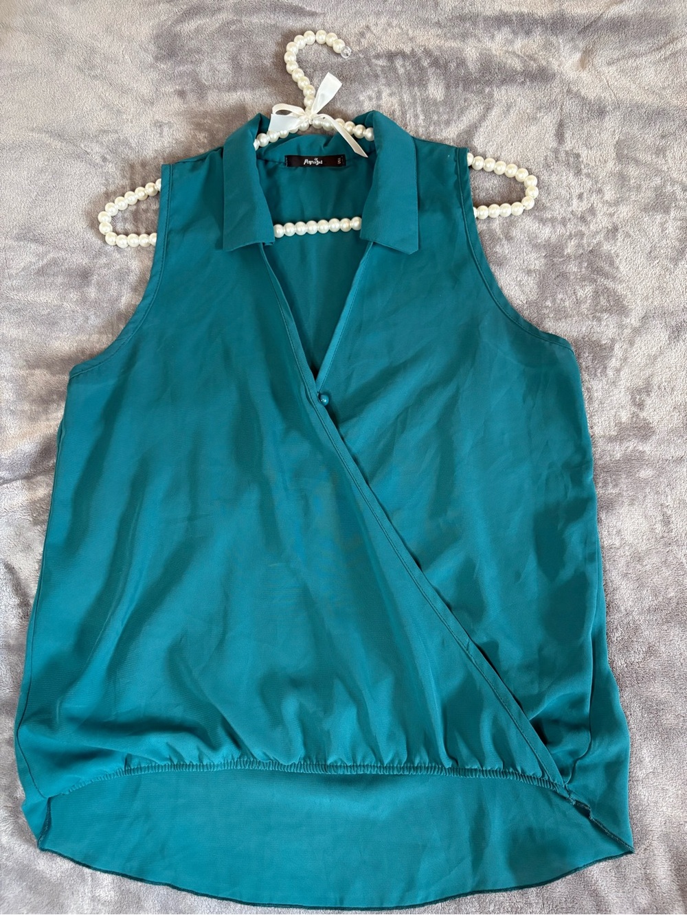 Papaya Teal Sleeveless Faux-Wrap Camisole